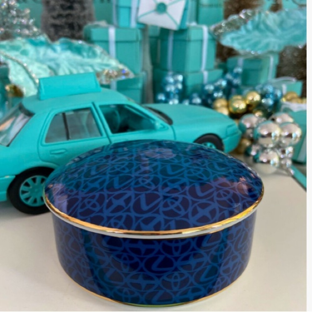 TIFFANY & CO. TRINKET BOWL FOR TOYOTA/LEXUS 50TH ANNIVERSARY